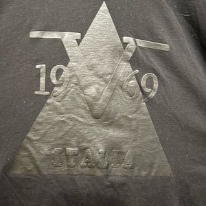 New condition t shirt